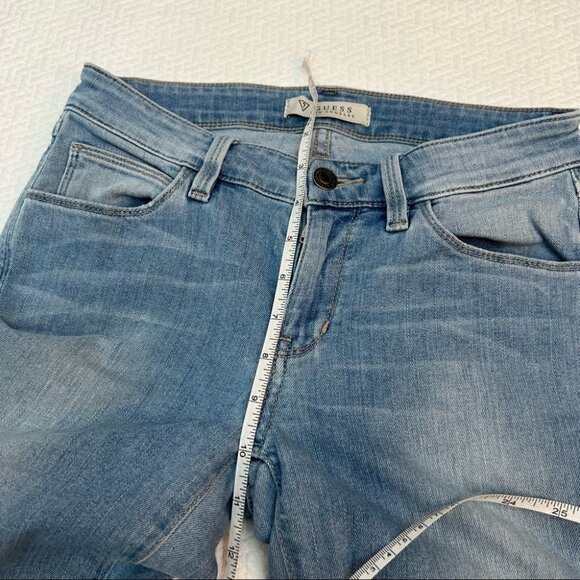 𝅺guess Mid Rise Wide Leg Cropped Raw Hem Vintage Denim Jeans Size 24 - Picture 6 of 9